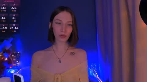 Snapshot of ellaamber chatting on 03/10/25, 01:12 ellaamber online show from 03/10/25, 01:12