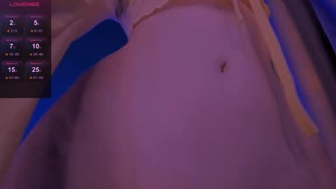 Snapshot of ellaamber chatting on 11/30/25, 10:47 ellaamber online show from 11/30/25, 10:47