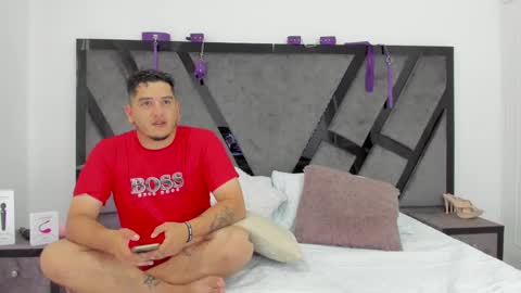 Ellaa Muller online show from 02/18/25, 12:49