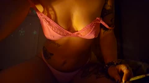 ellababy94 online show from 10/25/25, 07:08