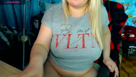  IsaBella  online show from 02/28/26, 09:27