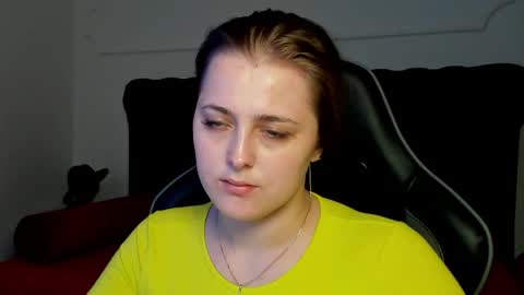 EllaBells online show from 04/07/26, 05:19