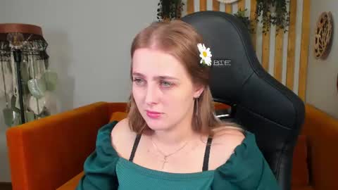 EllaBells online show from 06/29/26, 05:03