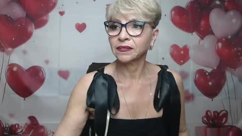 Snapshot of ellabonito chatting on 05/16/26, 06:21 EllaBonito online show from 05/16/26, 06:21