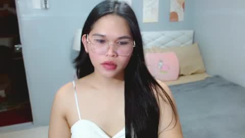 EllaFord online show from 07/05/26, 12:17
