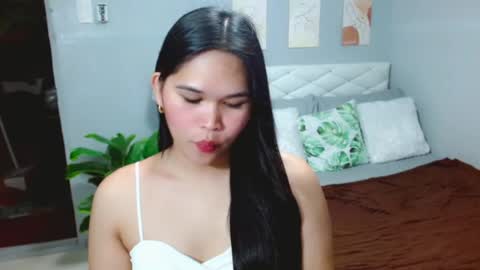 EllaFord online show from 08/07/26, 03:41