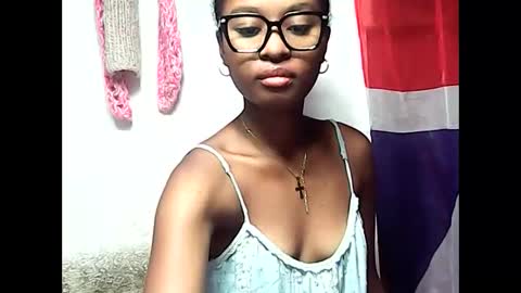 ellah245 online show from 05/10/26, 10:09