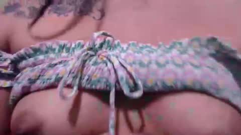 Ellah online show from 12/05/25, 04:21