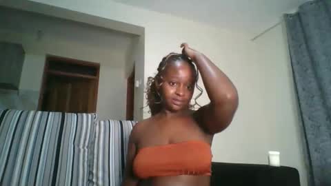 ellah-simone online show from 05/31/26, 12:08