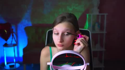 Ella online show from 03/01/25, 09:18