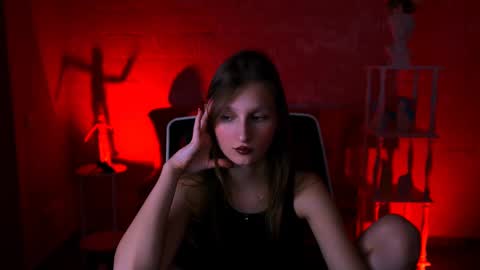 Ella online show from 03/12/25, 01:51