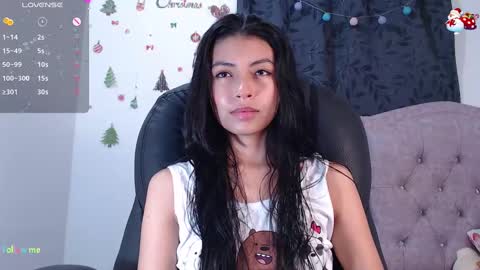 Ella Amoneth online show from 01/07/25, 03:46