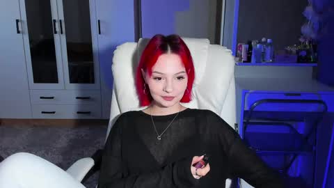 ellales online show from 10/08/25, 09:29