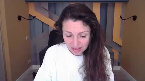 EllaLongs online show from 02/04/26, 12:33