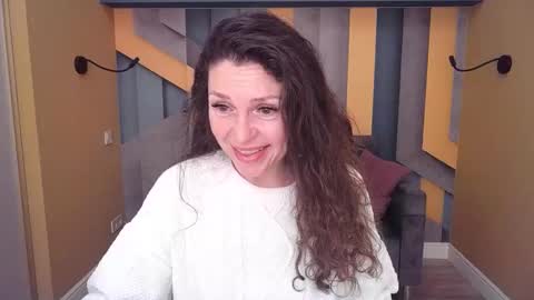 EllaLongs online show from 02/10/26, 12:31