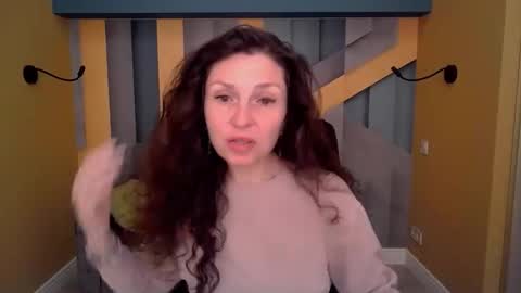 EllaLongs online show from 03/17/26, 12:30