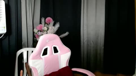 Snapshot of ellamiller69 chatting on 02/25/26, 05:39 ELLA online show from 02/25/26, 05:39