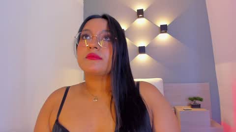 Ella online show from 02/08/25, 05:08