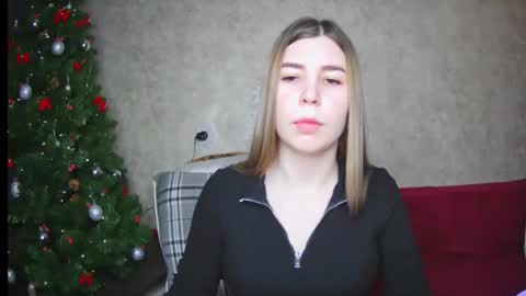 EllaNuar online show from 01/13/25, 05:01