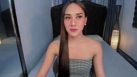 Snapshot of ellats_18 chatting on 03/02/25, 04:50 Sophia online show from 03/02/25, 04:50