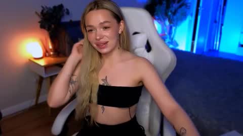 Ella online show from 02/19/26, 05:36