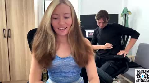 Snapshot of ellcrys chatting on 02/20/25, 03:56 im Elsa lets go Subscribe to my OF and Youtube -35 online show from 02/20/25, 03:56