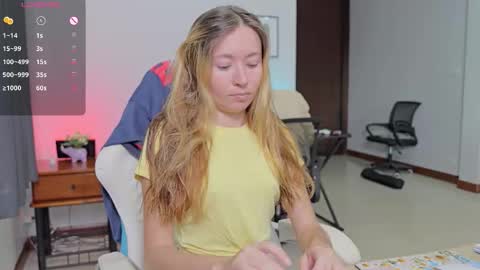 Snapshot of ellcrys chatting on 10/06/25, 11:57 im Elsa lets go Subscribe to my OF and Youtube -35 online show from 10/06/25, 11:57