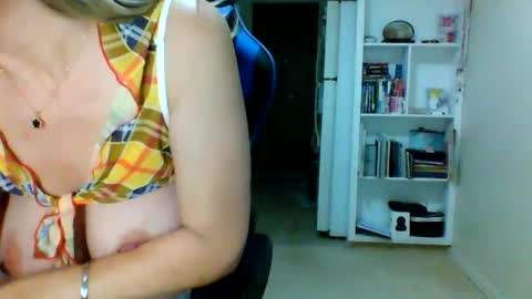 Elle online show from 01/09/26, 01:30