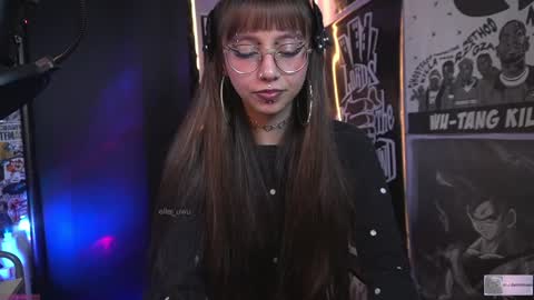 follow me on instagram .    online show from 02/05/25, 06:35