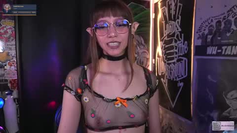 follow me on instagram .    online show from 09/22/25, 05:37