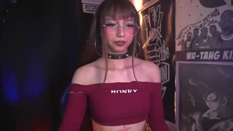 follow me on instagram .    online show from 02/06/26, 05:05