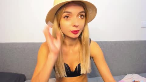 ellen_flow online show from 03/02/25, 10:38