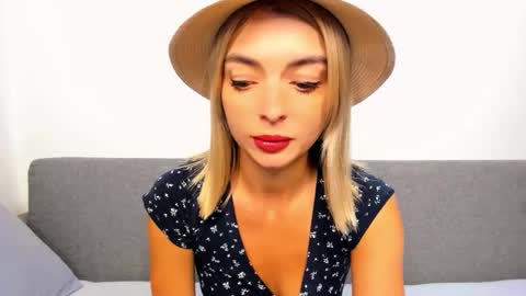 ellen_flow online show from 09/19/25, 08:09