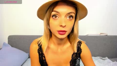 ellen_flow online show from 10/29/25, 08:54