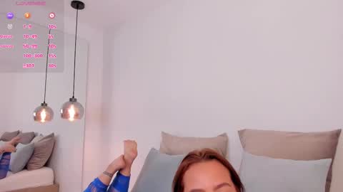 Snapshot of ellen_grace chatting on 02/26/25, 06:00 Ellen online show from 02/26/25, 06:00