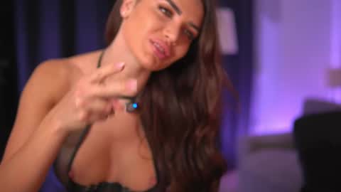 EllenKarter online show from 11/05/25, 05:51