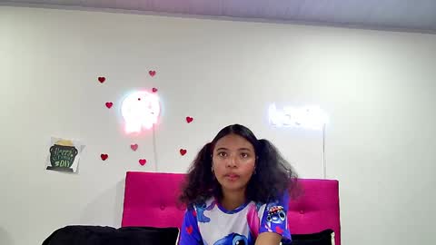 ellie_cute7 online show from 03/31/26, 07:25
