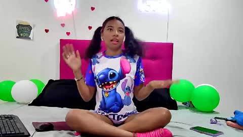 ellie_cute7 online show from 04/03/26, 12:25