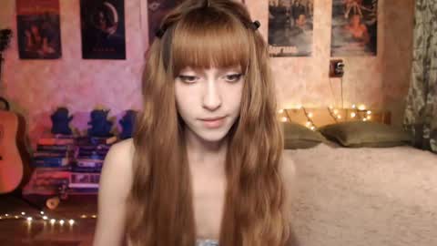 ellie_friendly online show from 12/06/24, 11:47