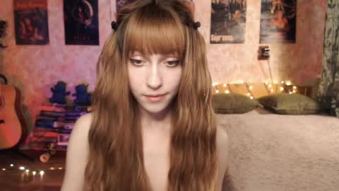 ellie_friendly online show from 12/23/24, 04:33