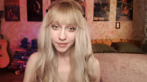 ellie_friendly online show from 03/12/25, 02:30