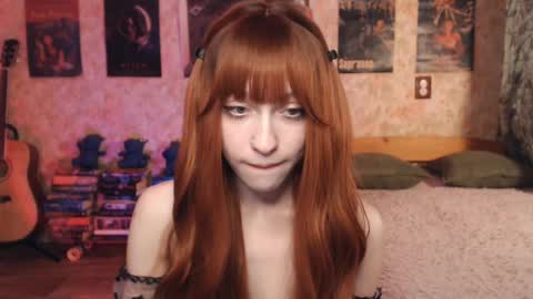 ellie_friendly online show from 09/20/25, 12:22