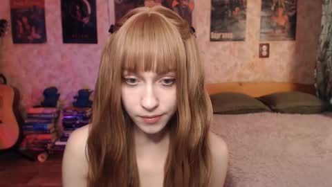 ellie_friendly online show from 01/10/26, 12:23