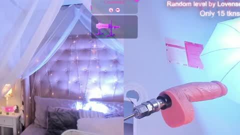  Ellie Jhonson  online show from 02/06/25, 06:02