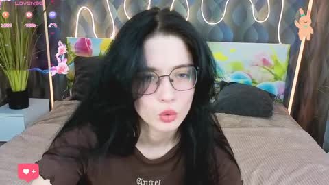ellie_magic online show from 03/28/26, 01:54
