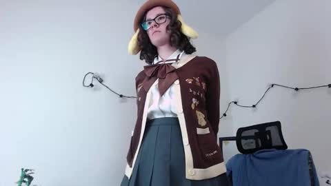 Snapshot of elliecharmful chatting on 10/26/25, 05:13 Ellie Charmful online show from 10/26/25, 05:13