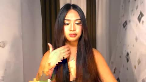 ellie online show from 12/14/25, 05:40