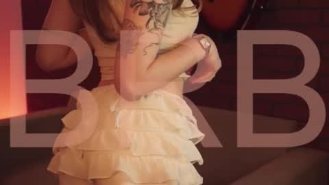 elliecutes online show from 01/12/26, 05:56