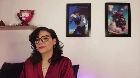 elliee1 online show from 09/11/25, 12:05