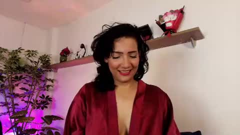 Snapshot of elliee1 chatting on 07/28/26, 03:21 elliee1 online show from 07/28/26, 03:21